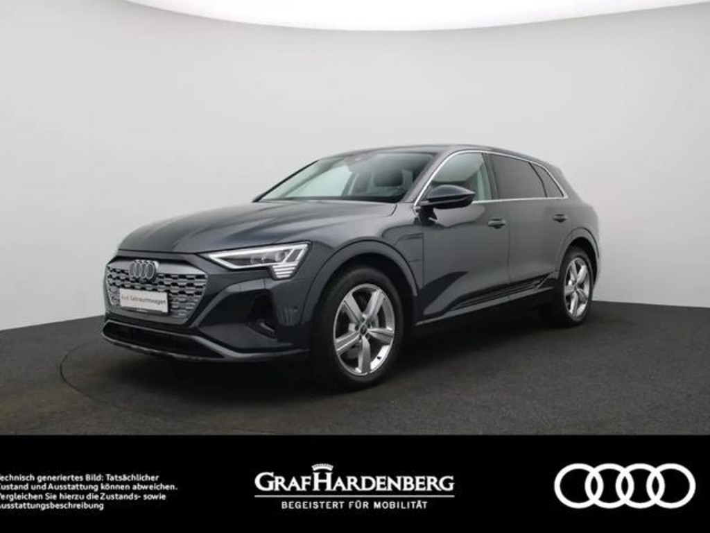 Audi Q8 e-tron Quattro 50