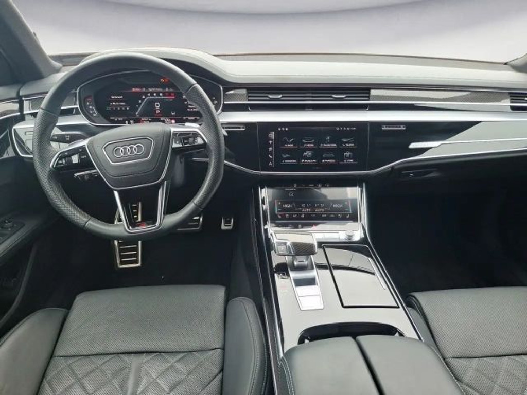 Audi S8