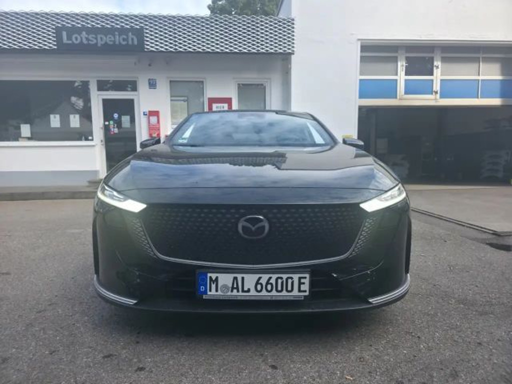 Mazda 6e