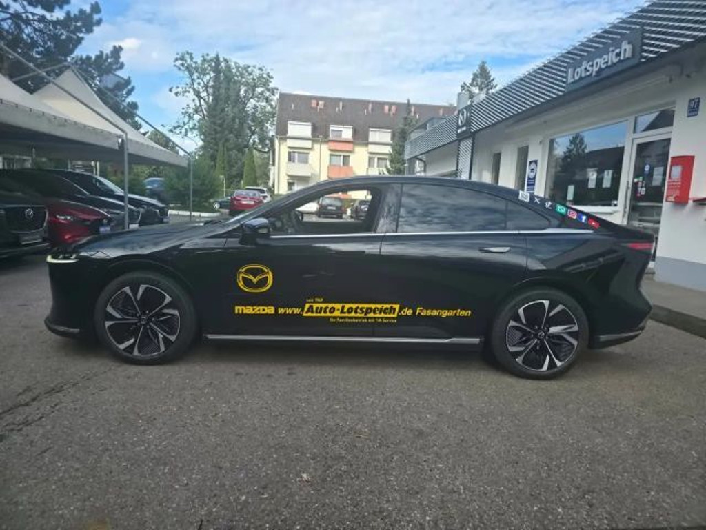 Mazda 6e