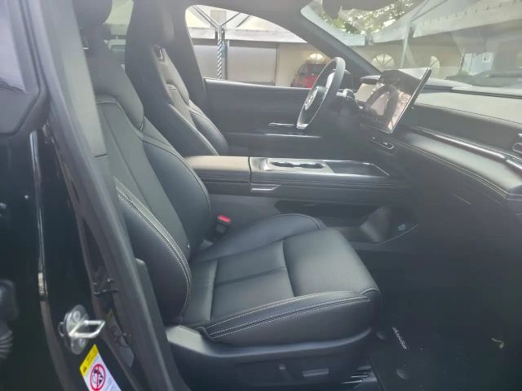 Mazda 6e
