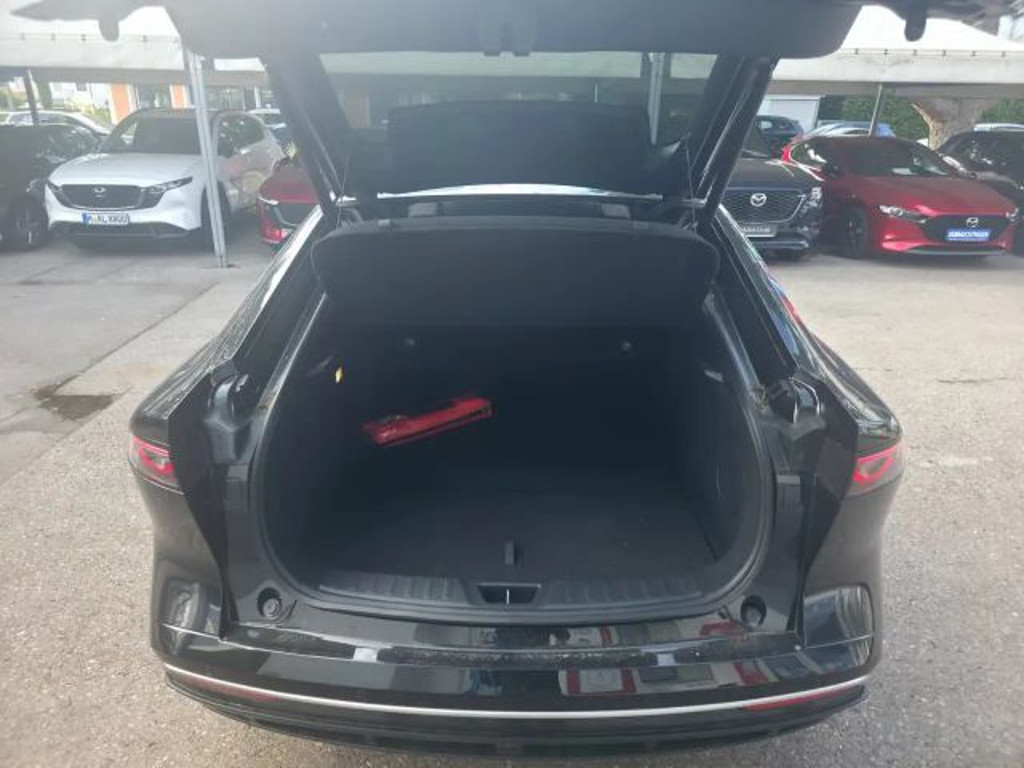 Mazda 6e