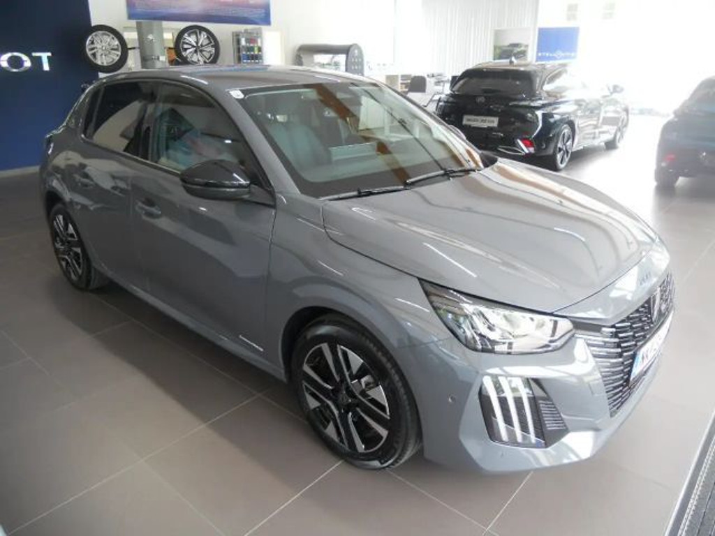 Peugeot e-208