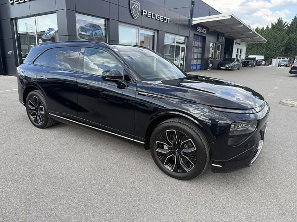 Xpeng G9