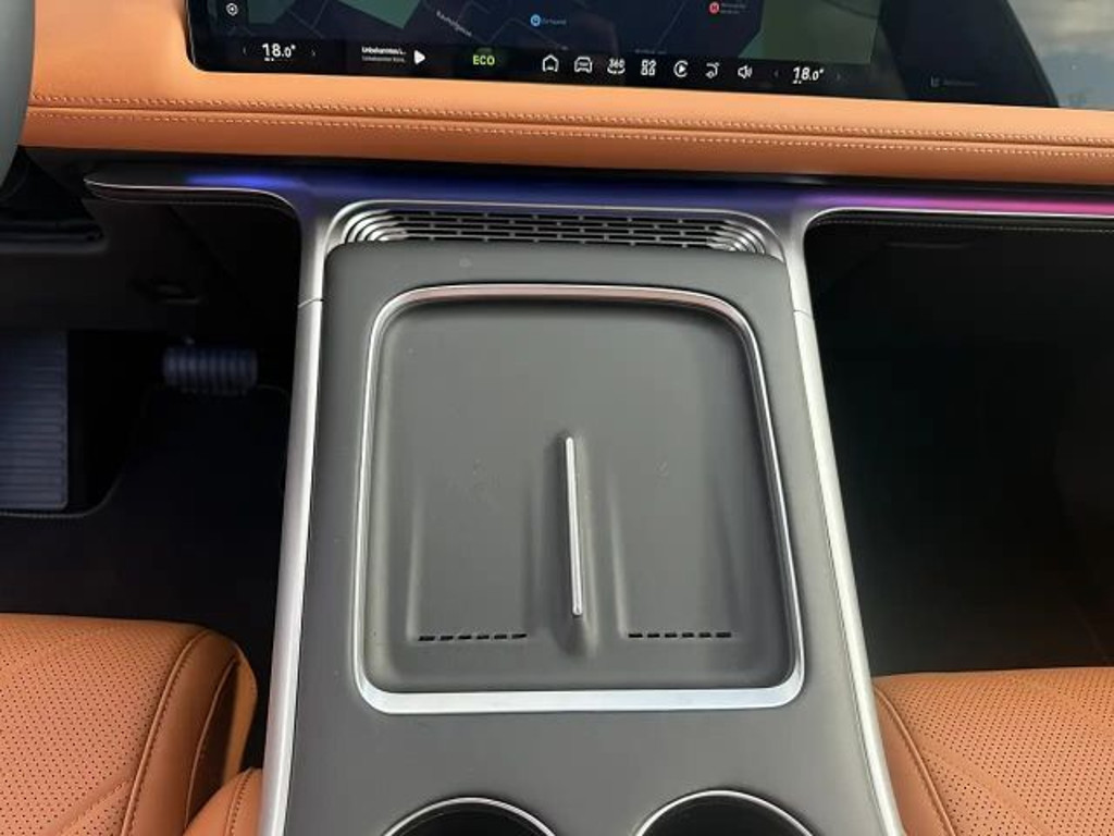 Xpeng G9