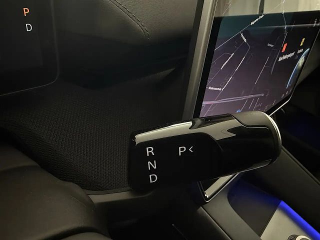 Polestar 4