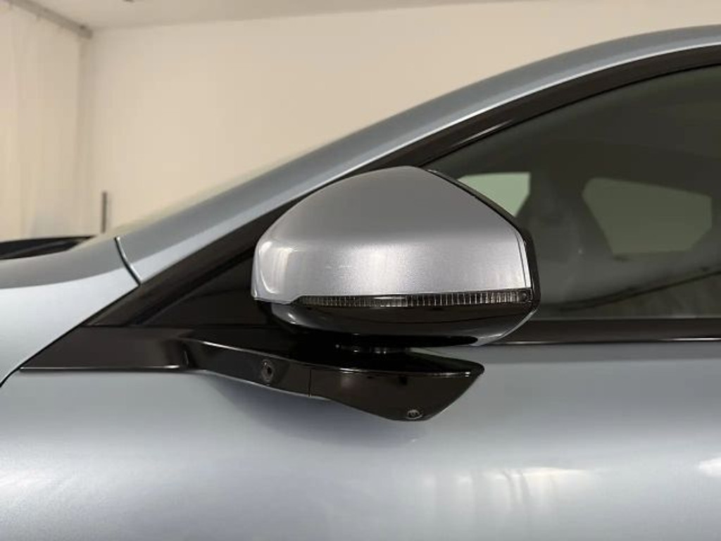 Polestar 4