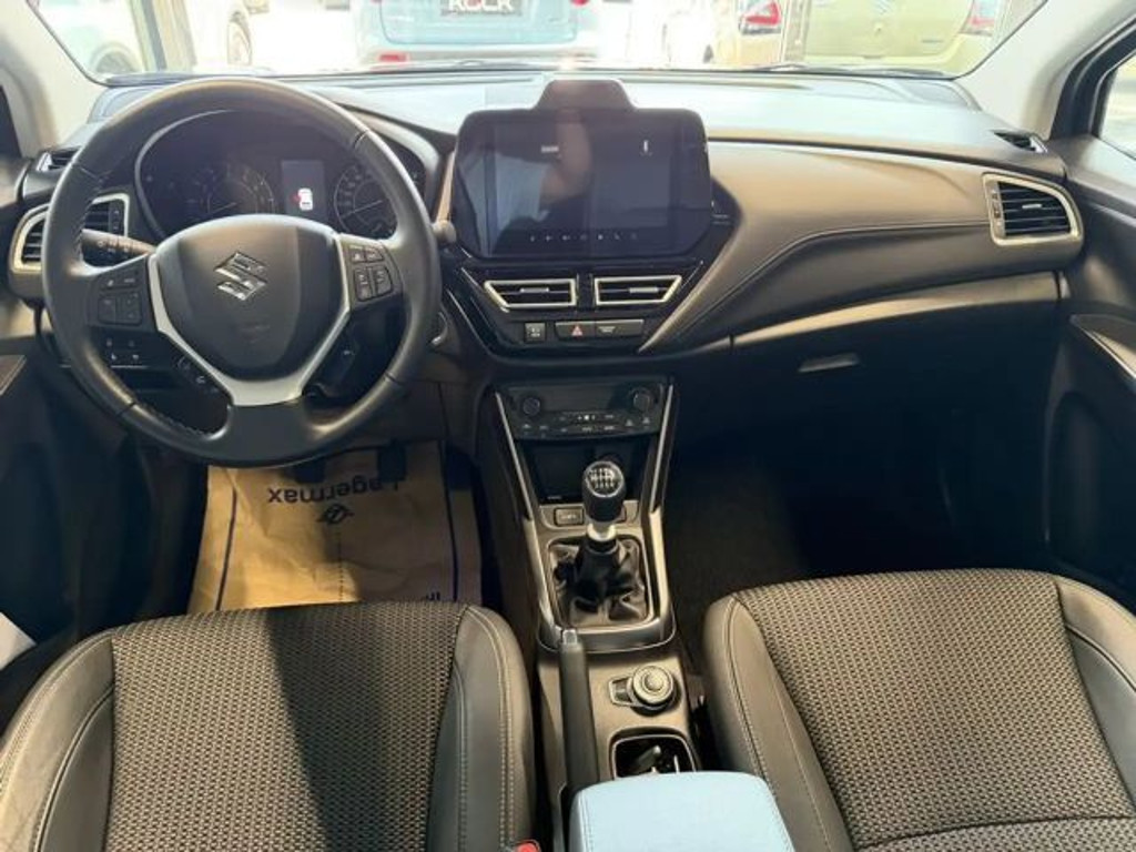 Suzuki S-Cross