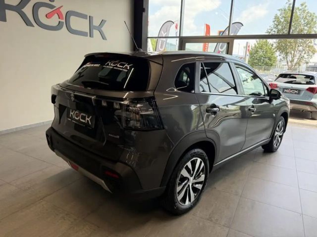 Suzuki S-Cross
