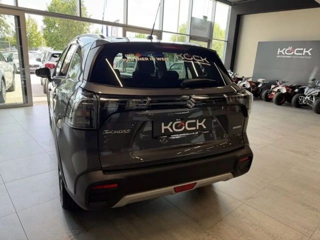 Suzuki S-Cross