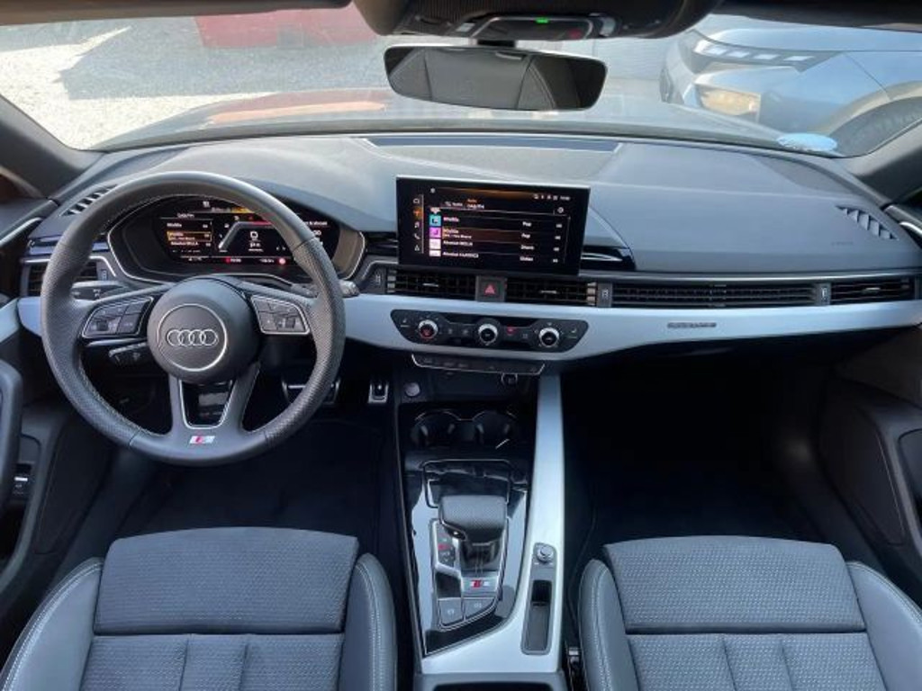Audi S4