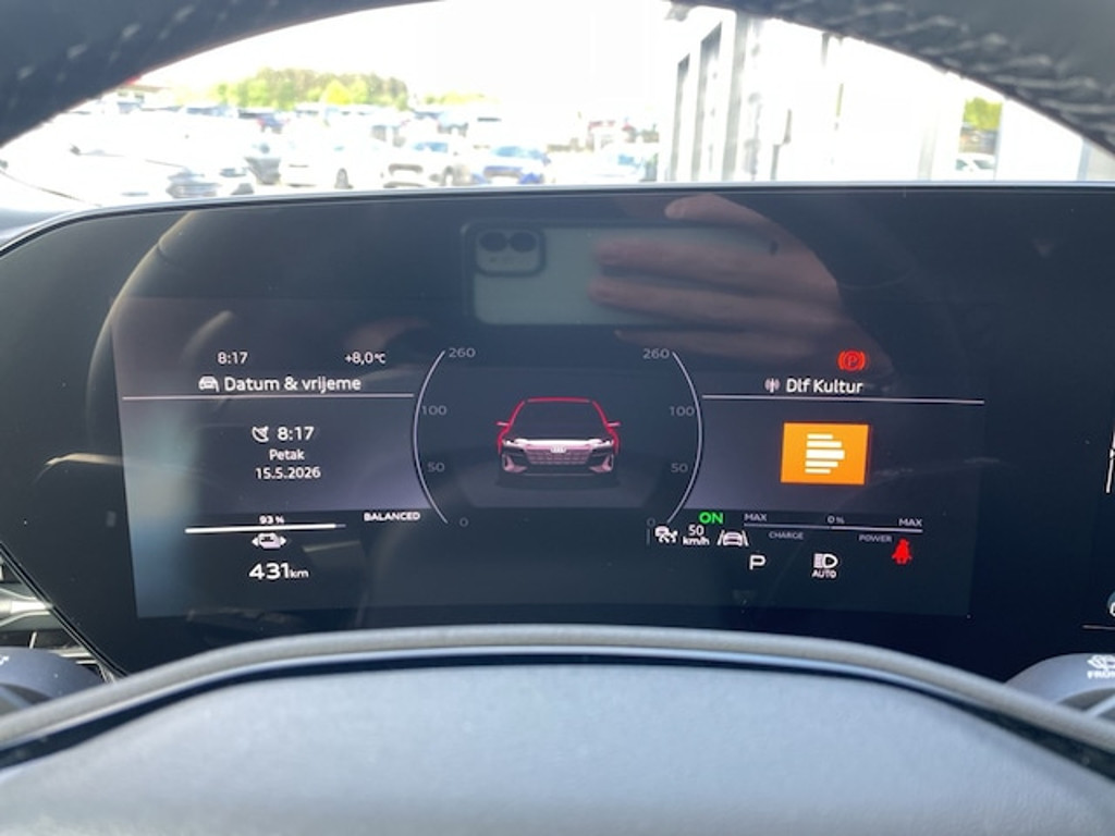 Audi A6 e-tron