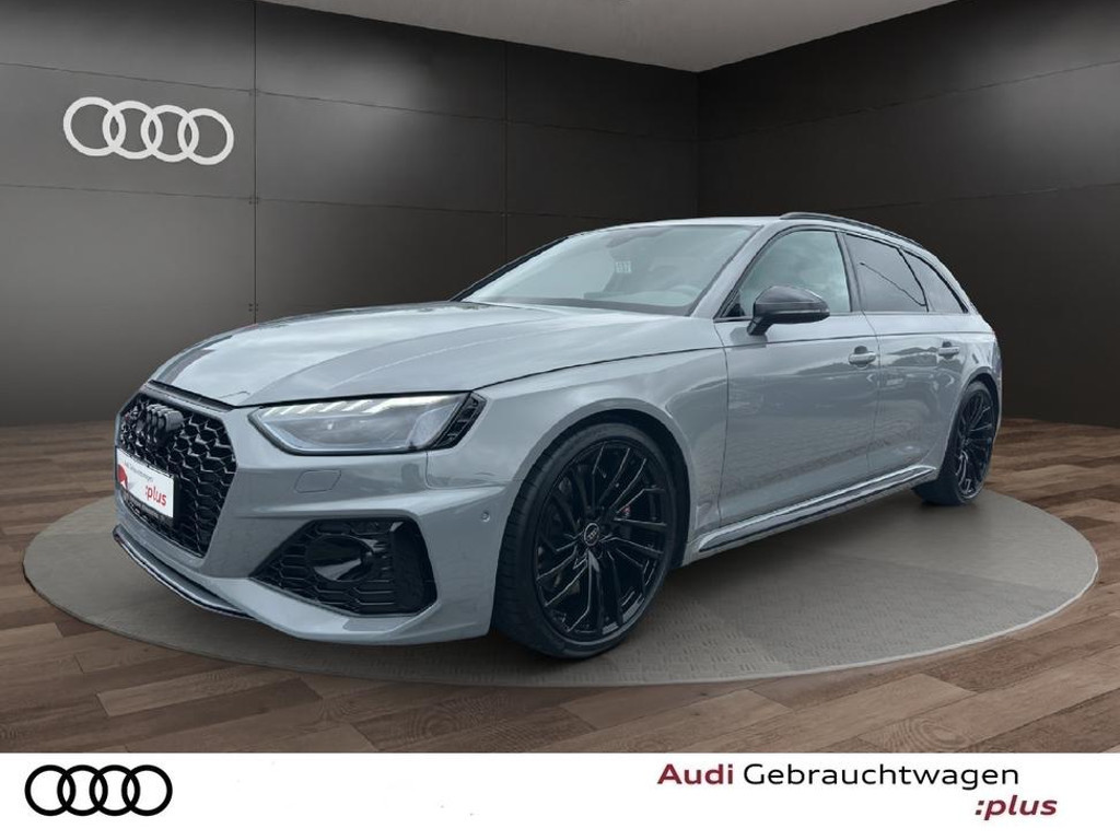 Audi RS4 Avant Quattro