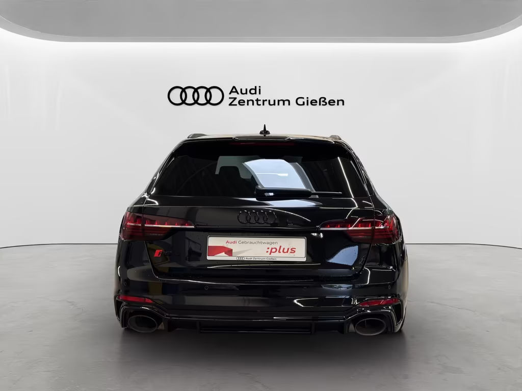 Audi RS4