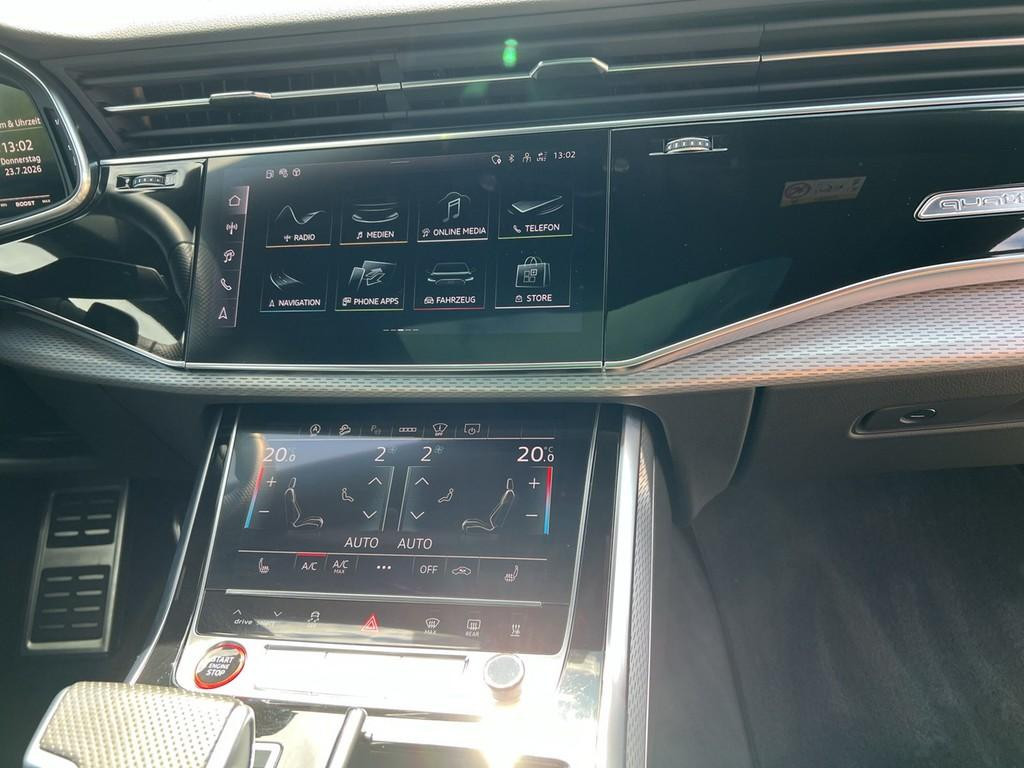 Audi SQ8