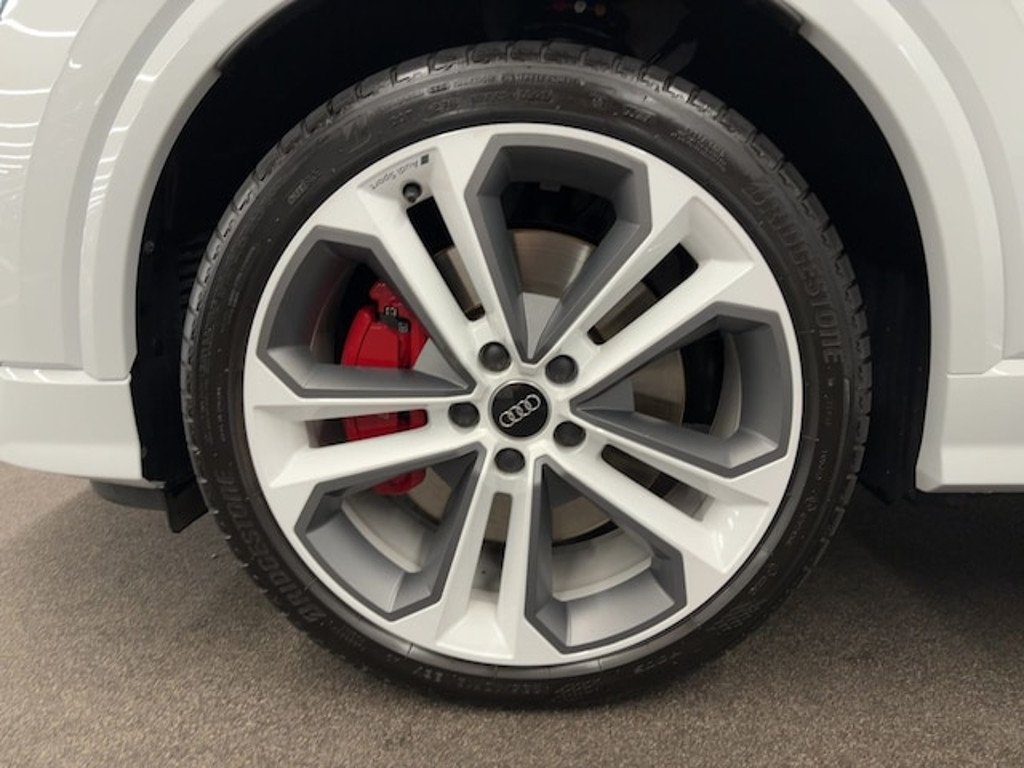 Audi SQ2