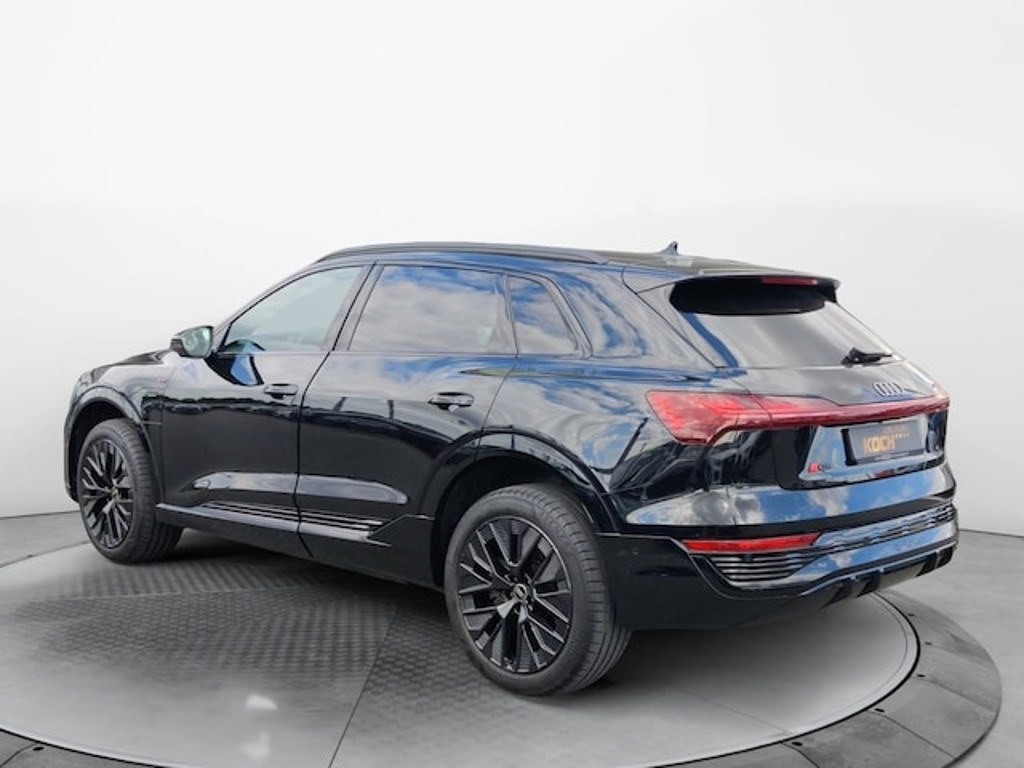 Audi Q8 e-tron