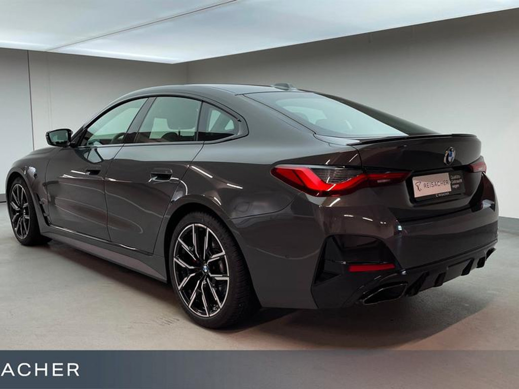 BMW M440