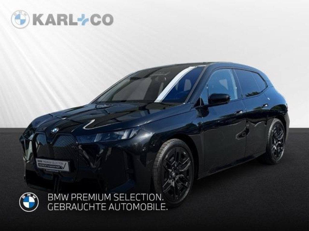 BMW iX