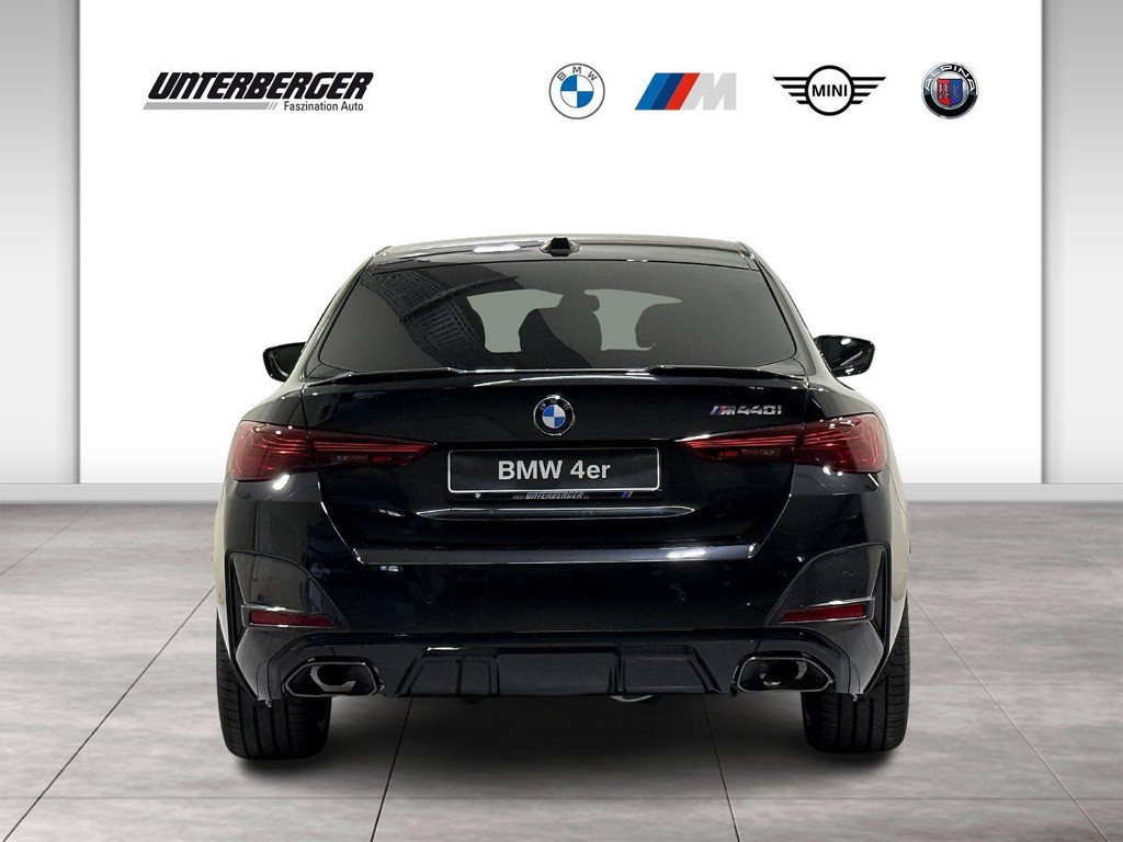 BMW M440
