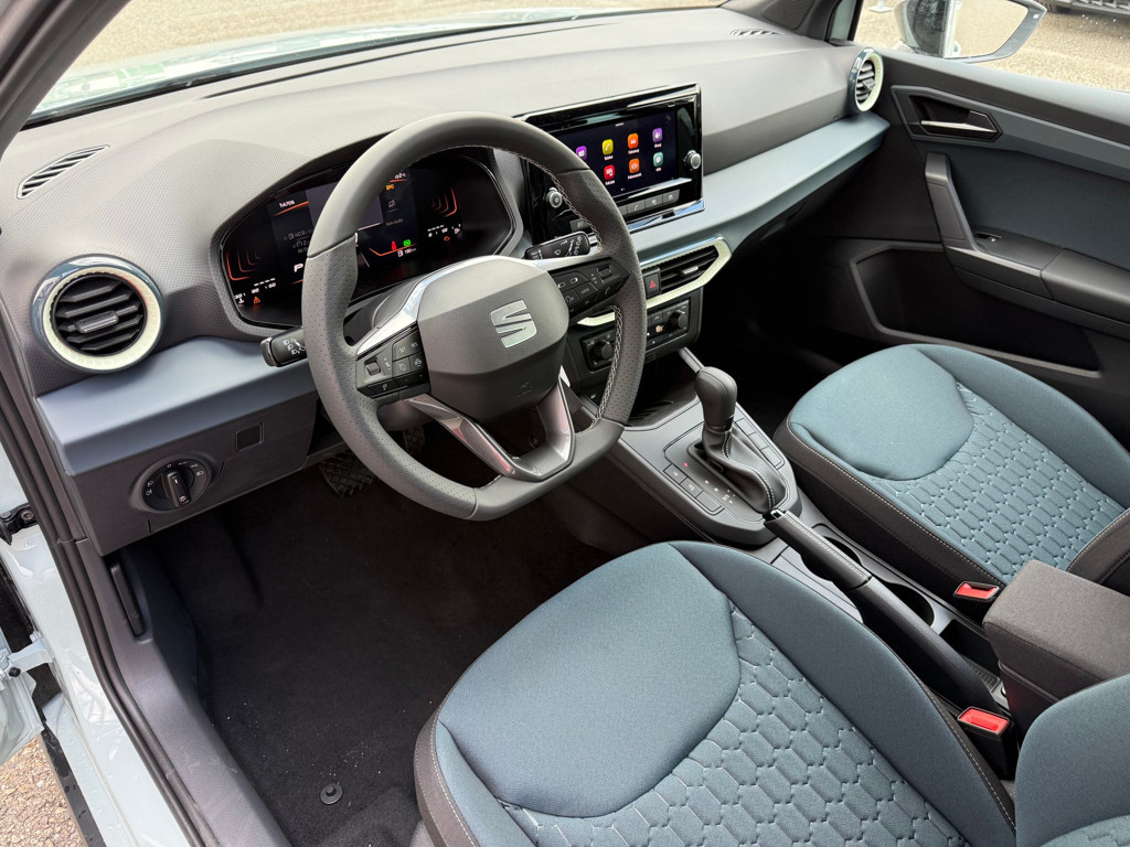 Seat Arona