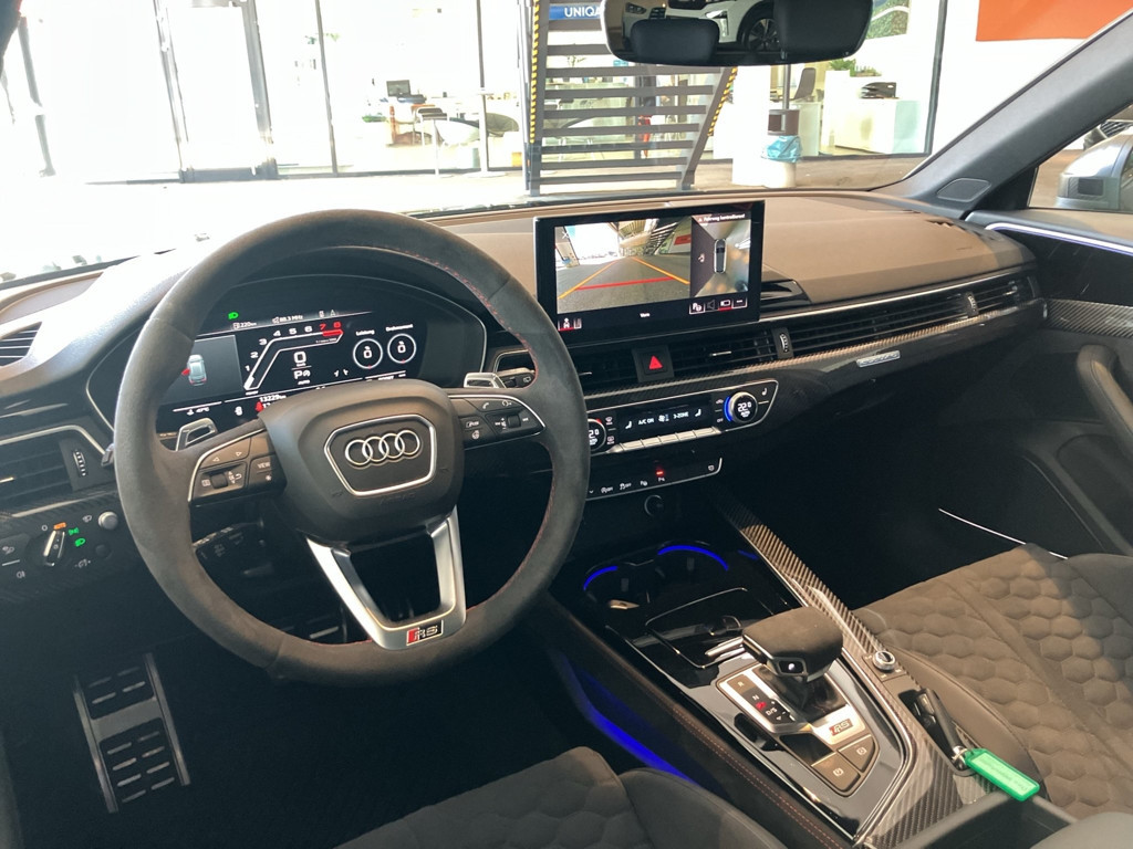 Audi RS4