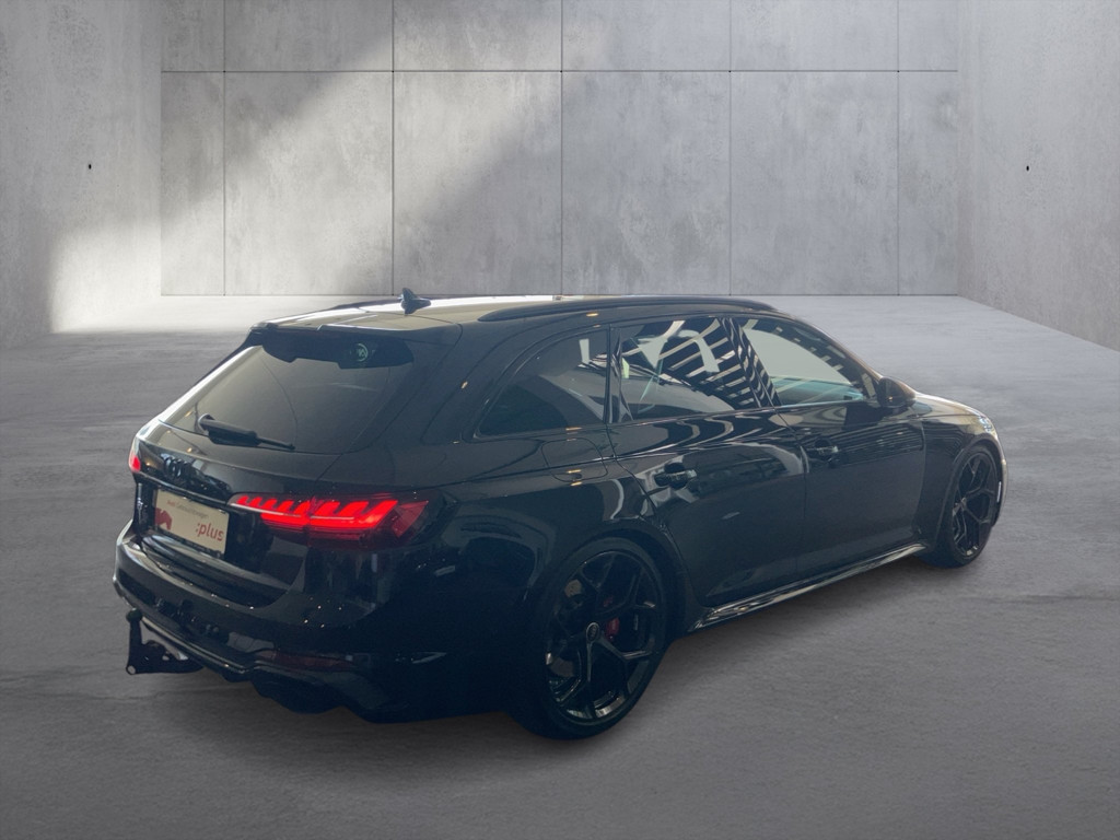 Audi RS4