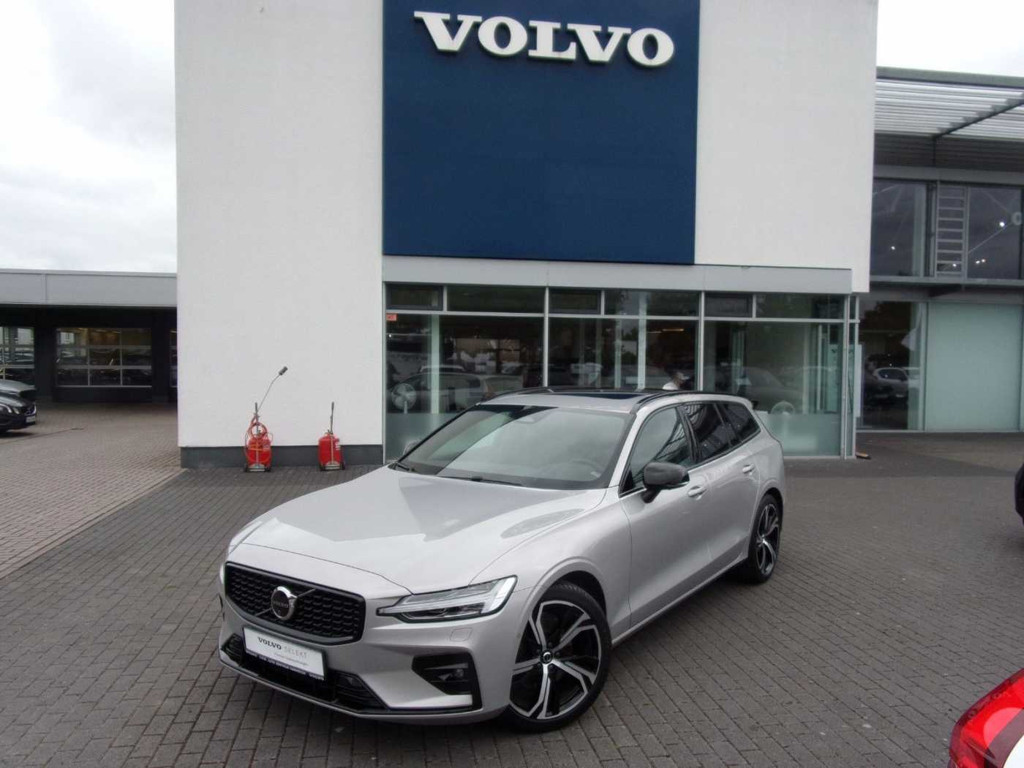 Volvo V60 Plus Dark
