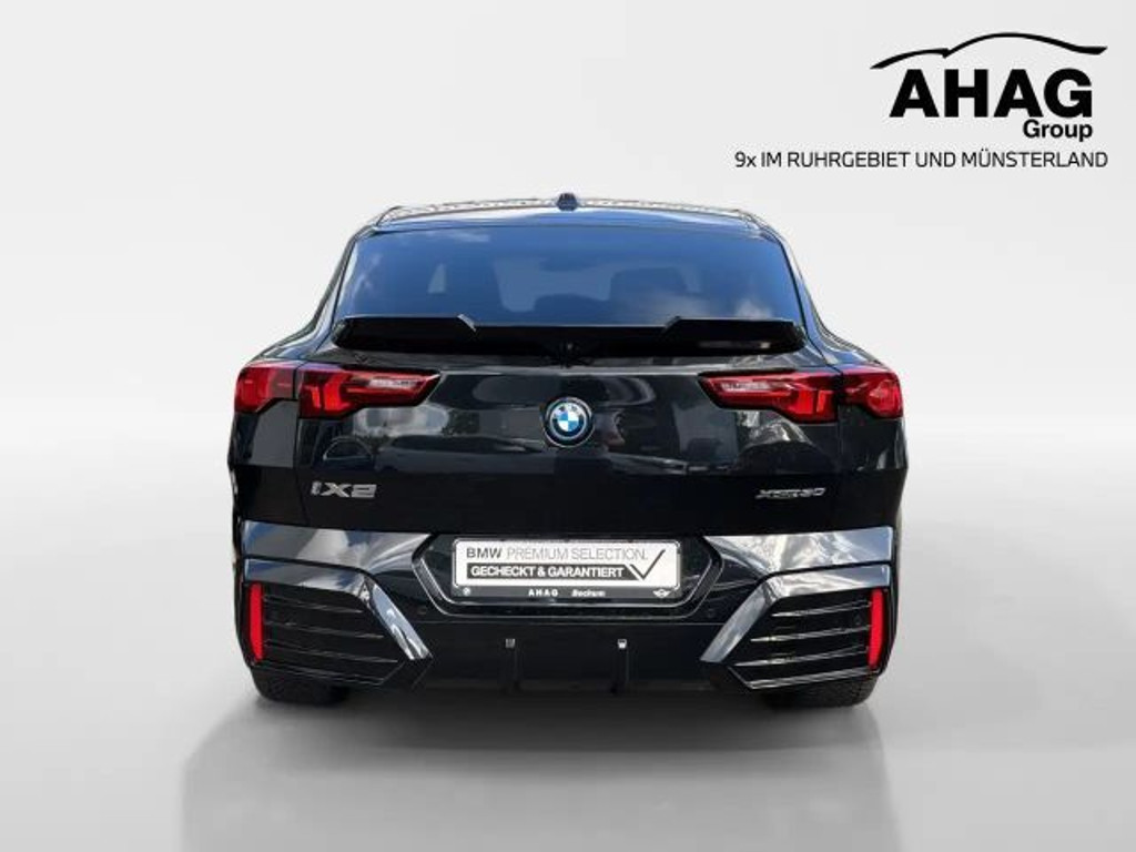 BMW iX2