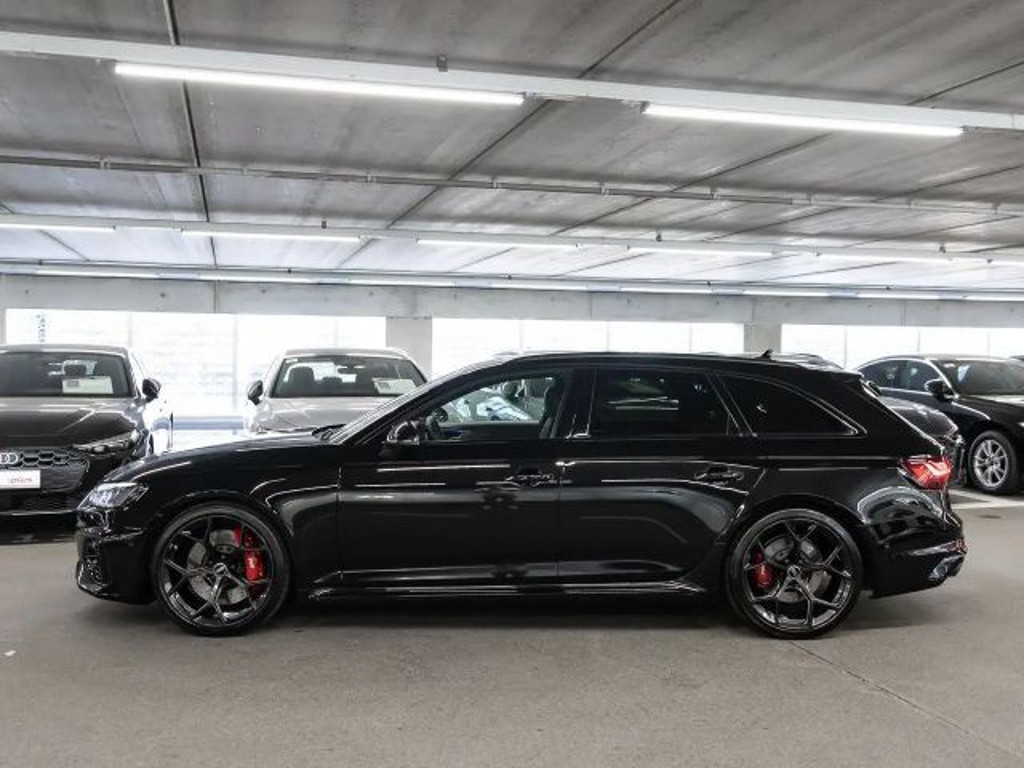 Audi RS4