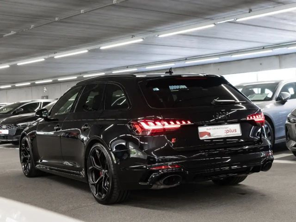 Audi RS4