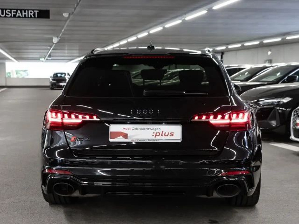 Audi RS4