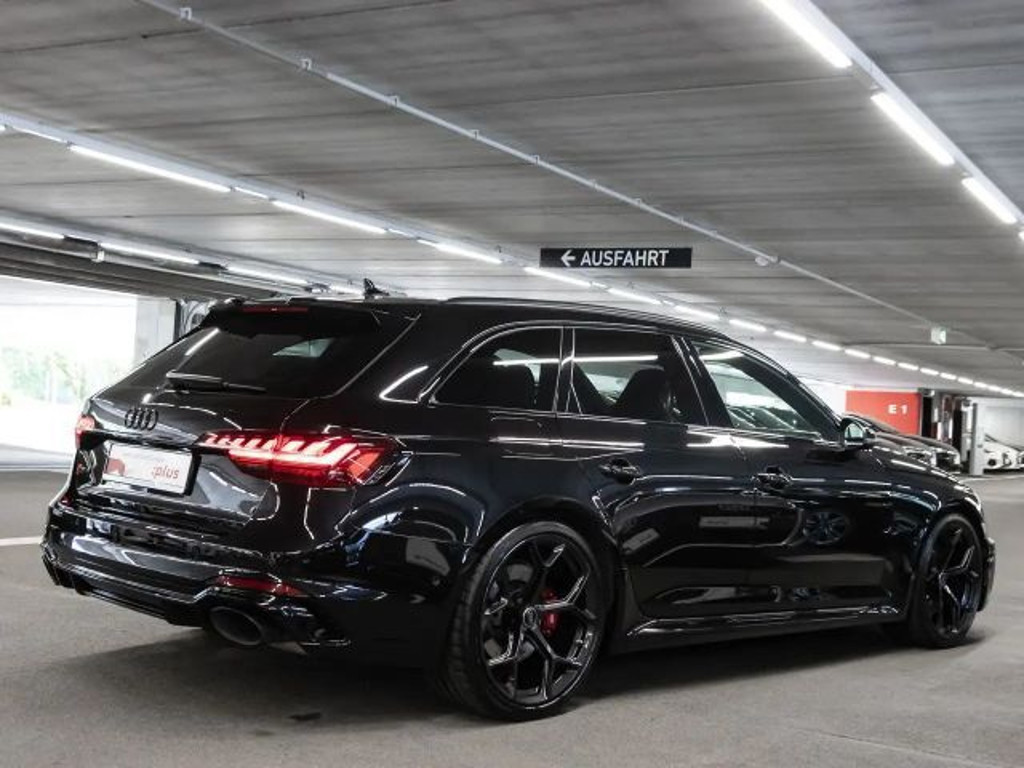 Audi RS4