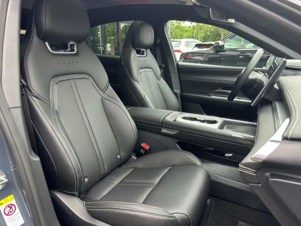Mazda 6e