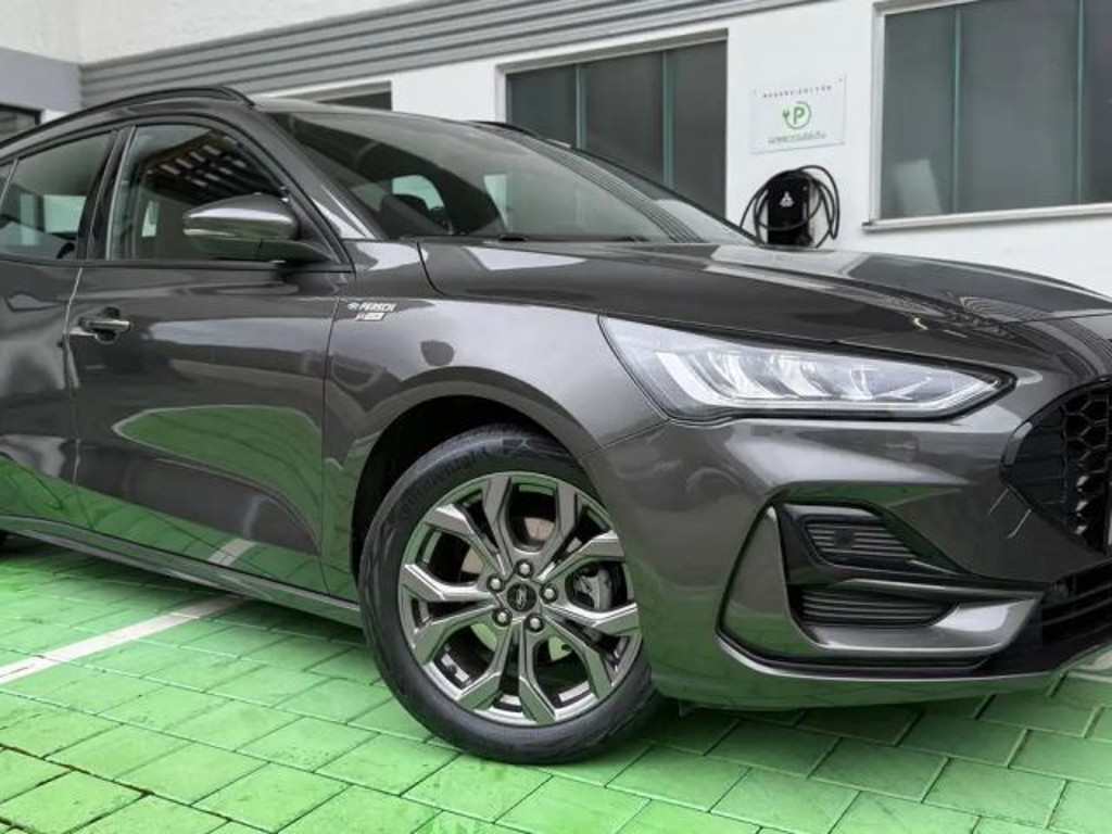 Ford Focus Wagon ST Line