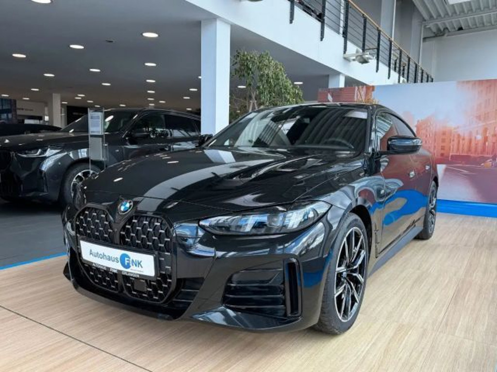BMW 4 Serie 430 M-Sport xDrive Sedan 430i