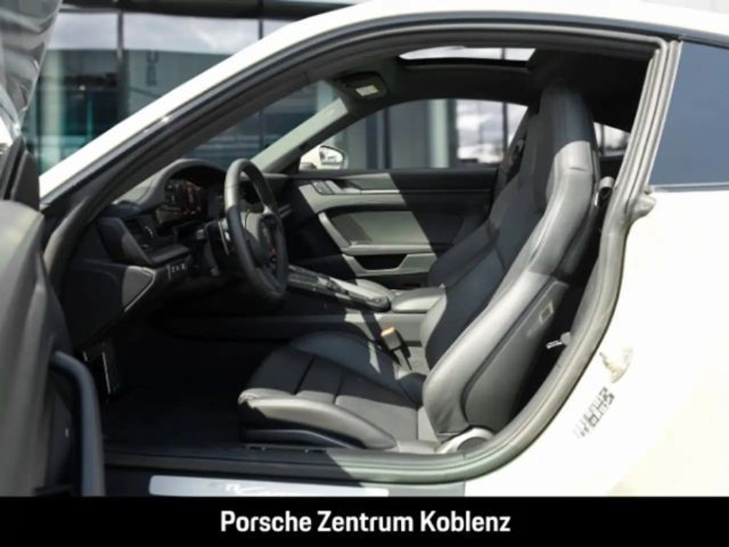 Porsche 911 Coupé 992 Carrera