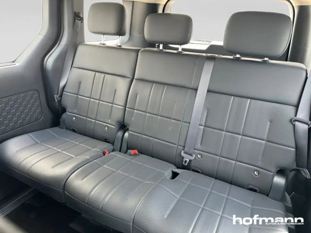 Kia PV5 Passenger
