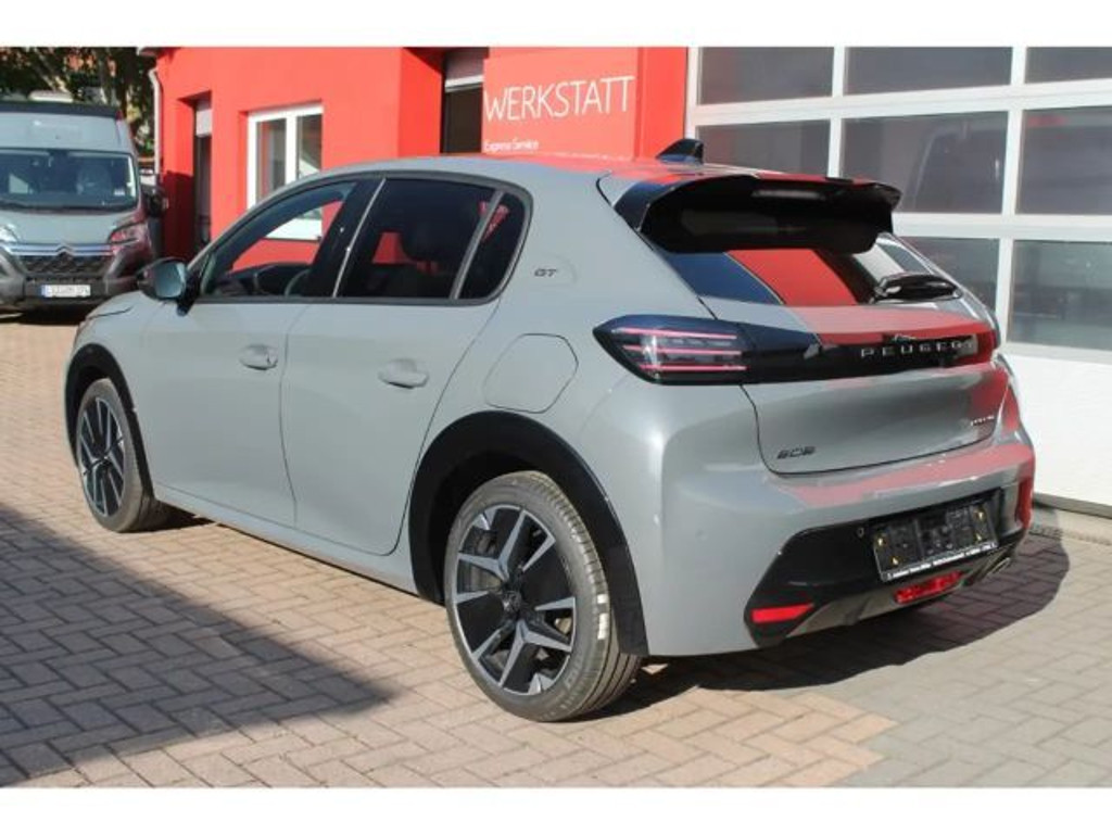 Peugeot e-208