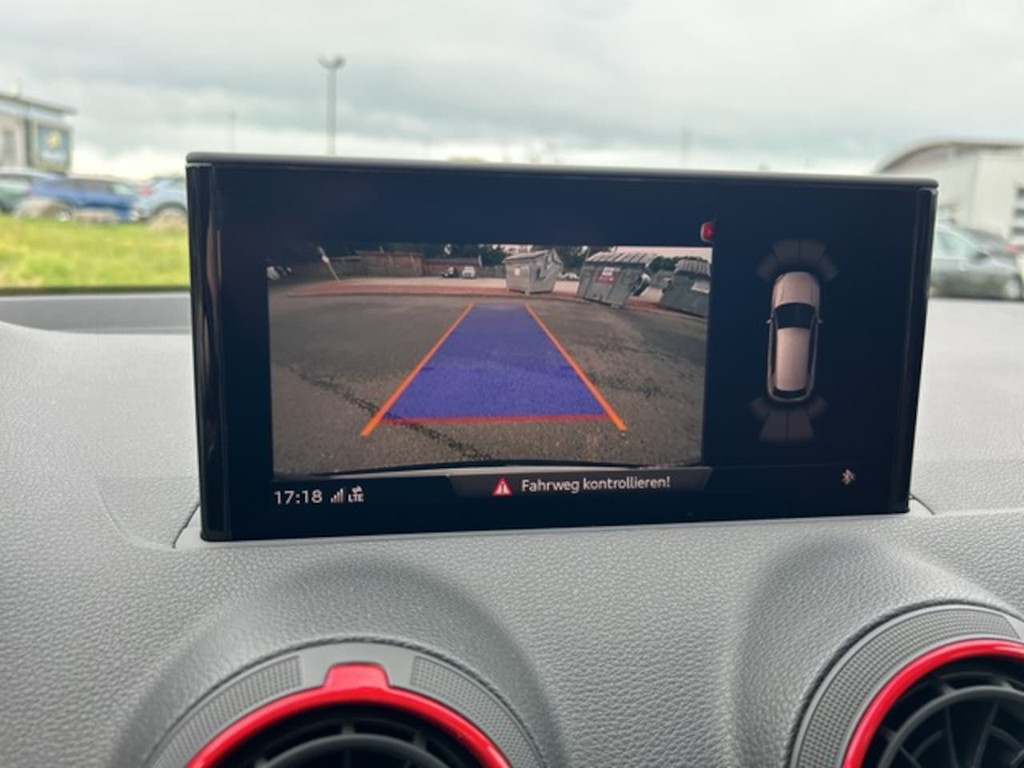 Audi SQ2