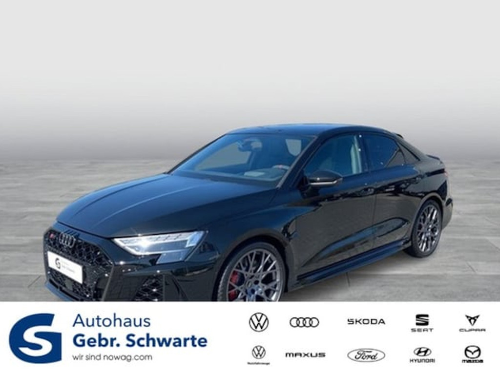 Audi RS3 Sedan Quattro S-Tronic