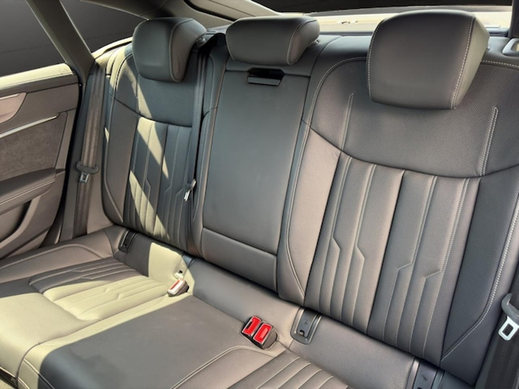 Audi S7