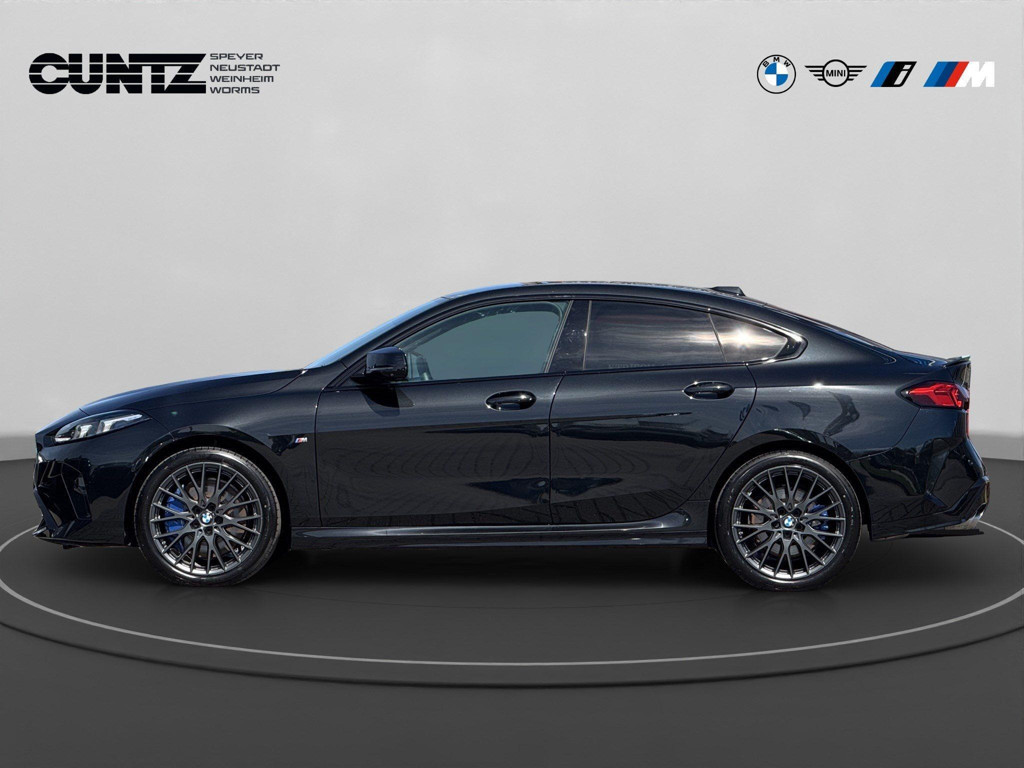 BMW M235