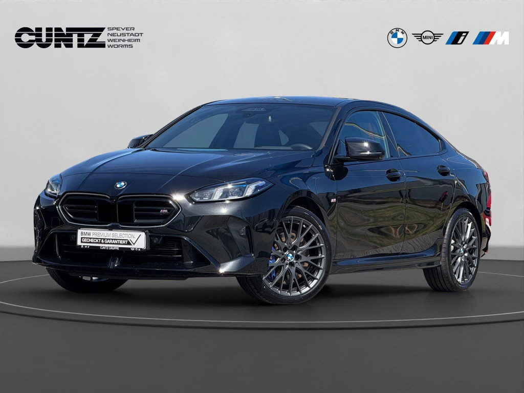 BMW M235