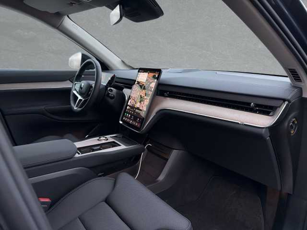 Volvo EX90