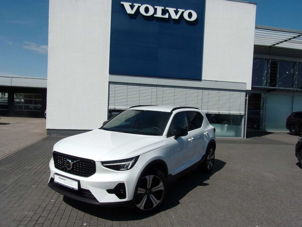Volvo XC40 T4 Recharge Plus Dark