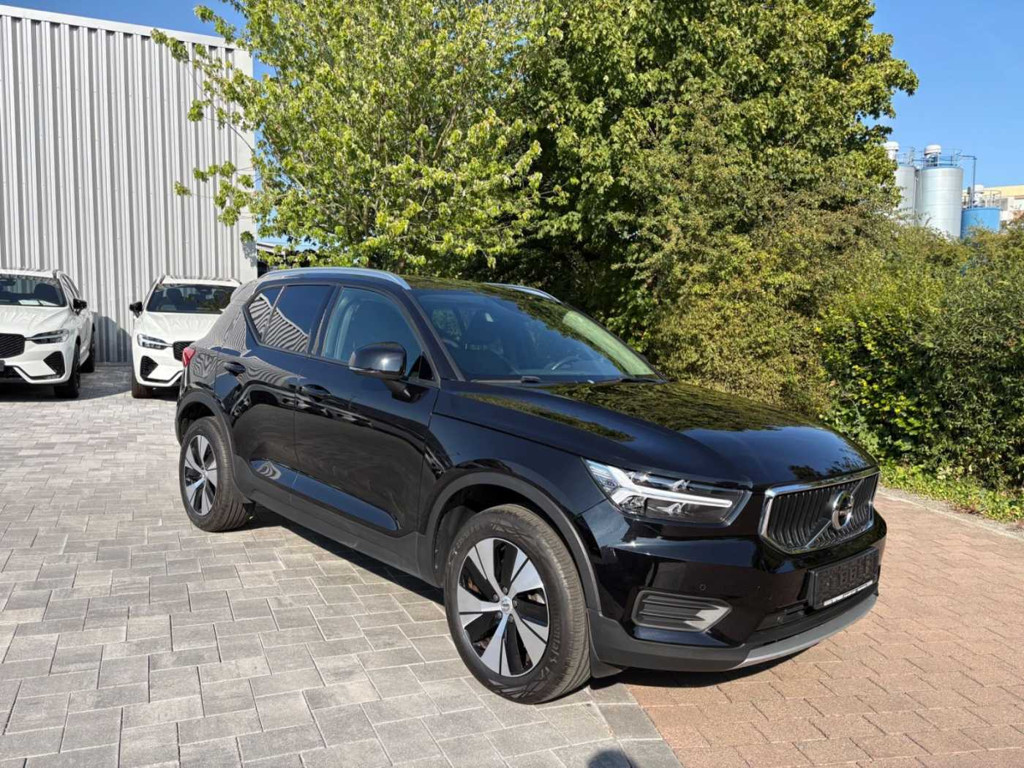 Volvo XC40 Momentum