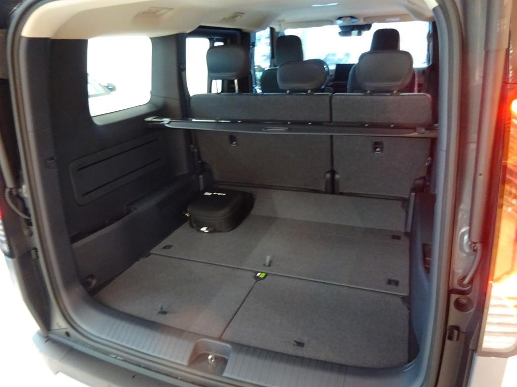 Kia PV5 Passenger