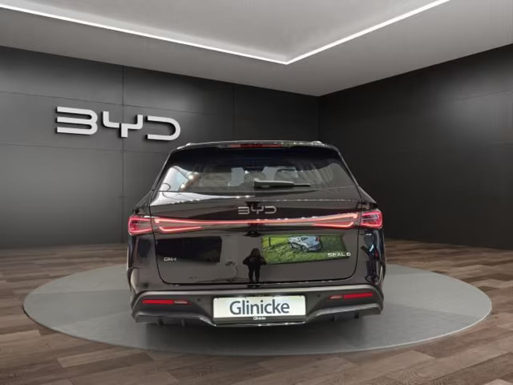 BYD Seal 6
