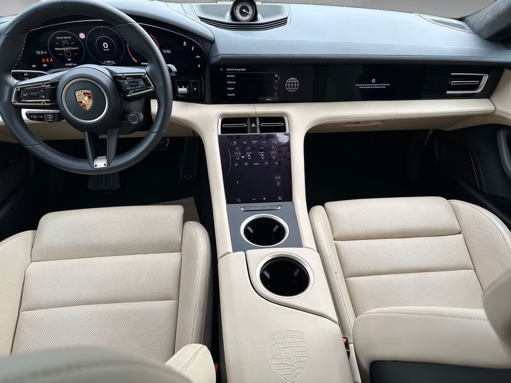 Porsche Taycan
